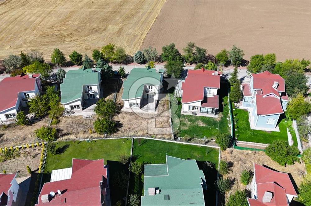 ŞEHİTALİ PET DOĞA KONUTLARI NDA MÜSTAKİL NATAMAM VİLLA