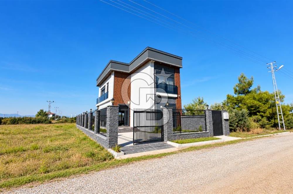DÖŞEMEALTI'NDA ÖZEL BAHÇELİ, JAKUZİLİ, AYRICALIKLI 4+1 VİLLA