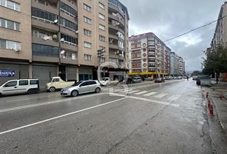 CB CITY' DEN GAZİ YAKUP SATAR CADDESİ ÜZERİNDE SATILIK İŞ YERİ - 1 - 377692