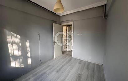 BORNOVA İNÖNÜ MAHALLESİ’NDE BAHÇE KULLANIMLI 3+1 KİRALIK DAİRE