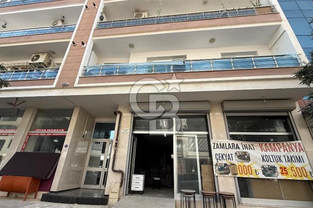 Menderes Cüneytbey'de Satılık Dükkan