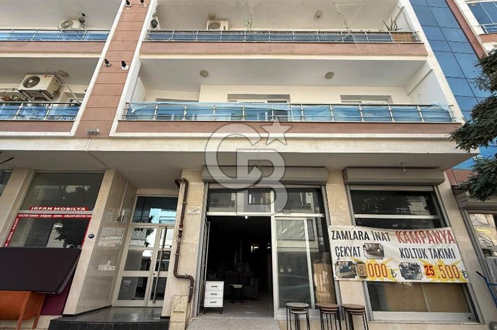 Menderes Cüneytbey'de Satılık Dükkan