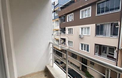 GÖRÜKLE'DE SERVİS GÜZERGAHLARINA YAKIN 1+1 KİRALIK DAİRE