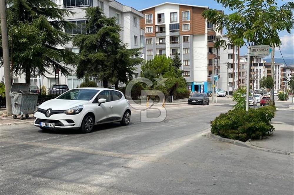GÖRÜKLE'DE SERVİS GÜZERGAHLARINA YAKIN 1+1 KİRALIK DAİRE
