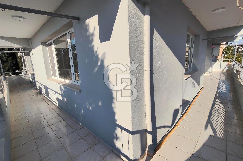 BORNOVA ÜMİT MAHALLESİ'NDE KİRALIK GENİŞ CADDE ÜSTÜ 3+1 DAİRE