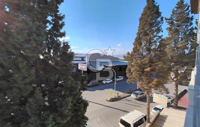 BORNOVA ÜMİT MAHALLESİ'NDE KİRALIK GENİŞ CADDE ÜSTÜ 3+1 DAİRE