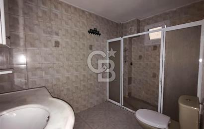 BORNOVA ÜMİT MAHALLESİ'NDE KİRALIK GENİŞ CADDE ÜSTÜ 3+1 DAİRE