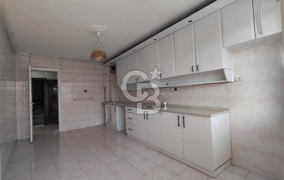 BORNOVA ÜMİT MAHALLESİ'NDE KİRALIK GENİŞ CADDE ÜSTÜ 3+1 DAİRE