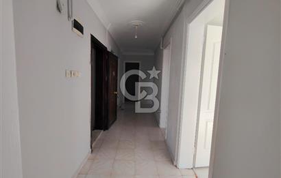 BORNOVA ÜMİT MAHALLESİ'NDE KİRALIK GENİŞ CADDE ÜSTÜ 3+1 DAİRE