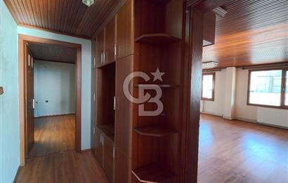 BORNOVA ÜMİT MAHALLESİ'NDE TERASLI KİRALIK 1+1 DAİRE