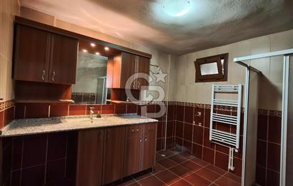 BORNOVA ÜMİT MAHALLESİ'NDE TERASLI KİRALIK 1+1 DAİRE