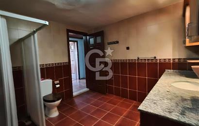BORNOVA ÜMİT MAHALLESİ'NDE TERASLI KİRALIK 1+1 DAİRE