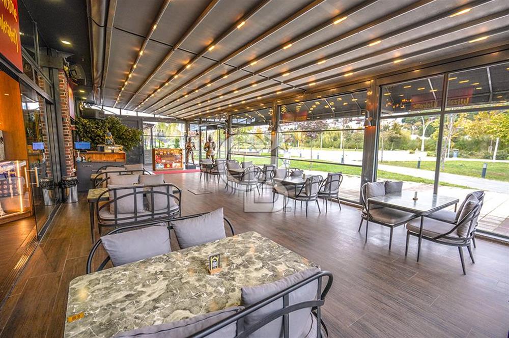BAHÇEŞEHİR GÖLET DEVREN KİRALIK ÖZEL TASARIMLI KAFE