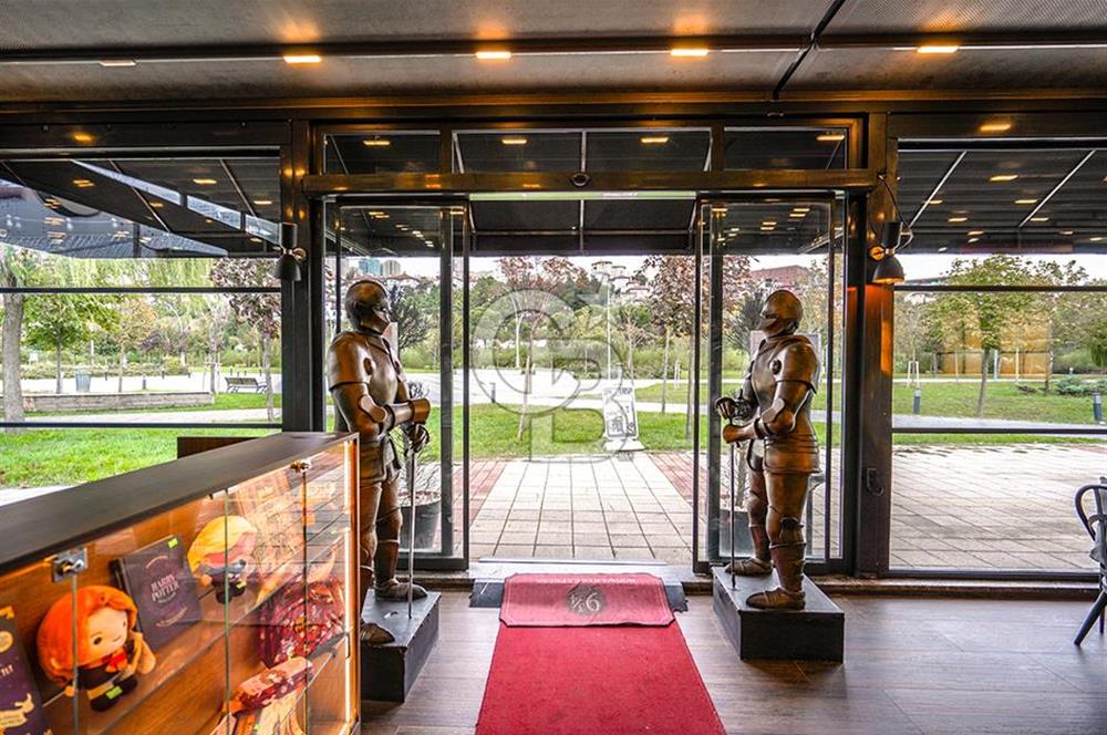 BAHÇEŞEHİR GÖLET DEVREN KİRALIK ÖZEL TASARIMLI KAFE