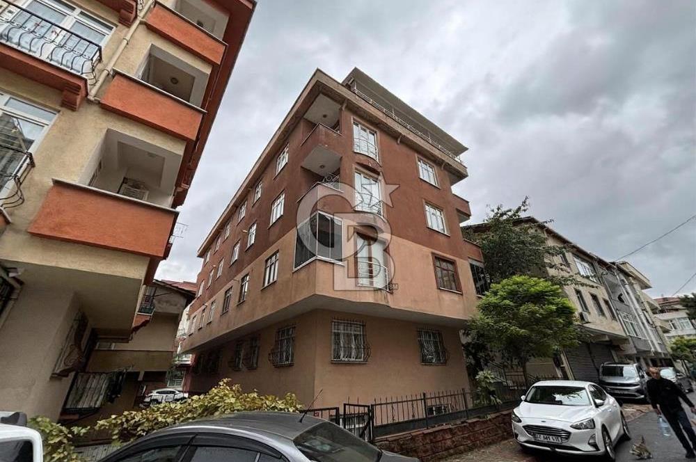 Sancaktepe Sarıgazi Mahallesi nde Satılık 5+2 Daire