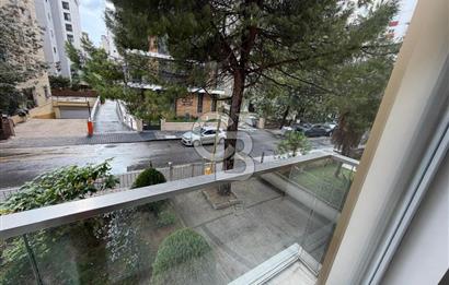Erenköy'de Merkezi Konumda Kiralık 2+1 Daire