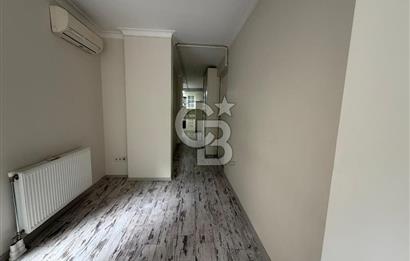 Erenköy'de Merkezi Konumda Kiralık 2+1 Daire