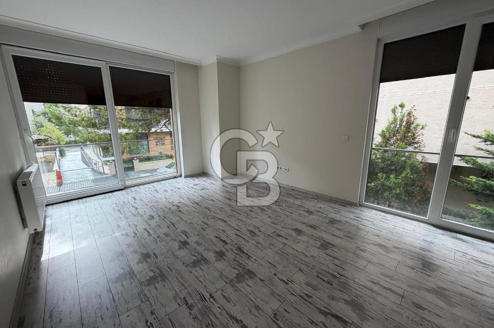 Erenköy'de Merkezi Konumda Kiralık 2+1 Daire