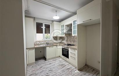Erenköy'de Merkezi Konumda Kiralık 2+1 Daire