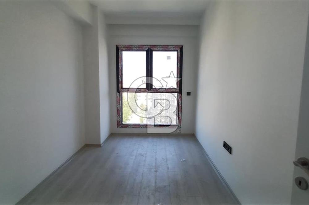 Bayraklı Ramsa'da Köşe Konumda Sıfır Kiralık 3+1 Daire