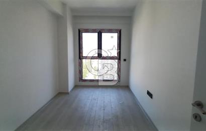 Bayraklı Ramsa'da Köşe Konumda Sıfır Kiralık 3+1 Daire