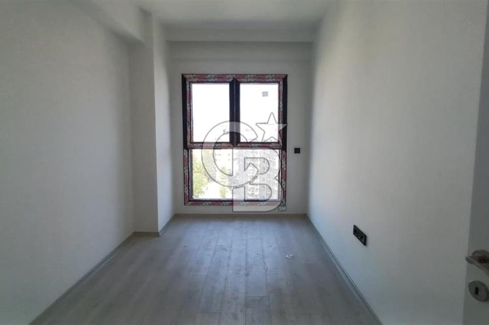 Bayraklı Ramsa'da Köşe Konumda Sıfır Kiralık 3+1 Daire