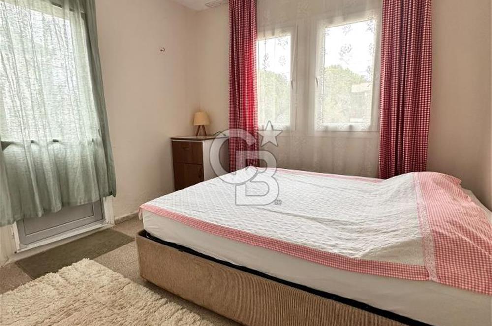 Foça Atatürk Mah. Eşyalı Kiralık 3+1 Dubleks