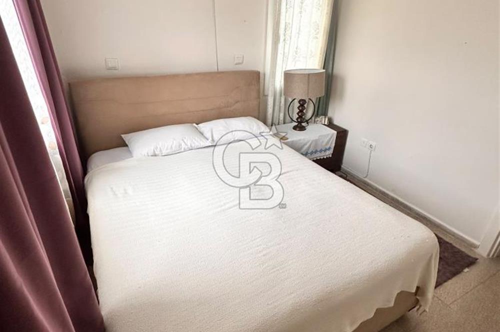 Foça Atatürk Mah. Eşyalı Kiralık 3+1 Dubleks