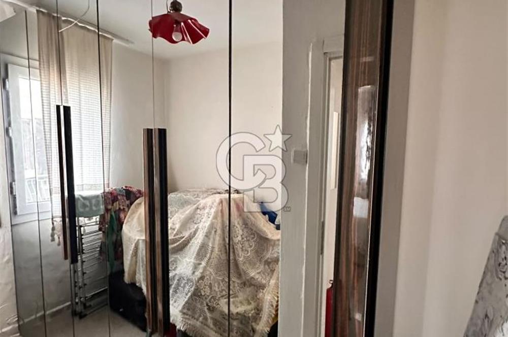 Foça Atatürk Mah. Eşyalı Kiralık 3+1 Dubleks