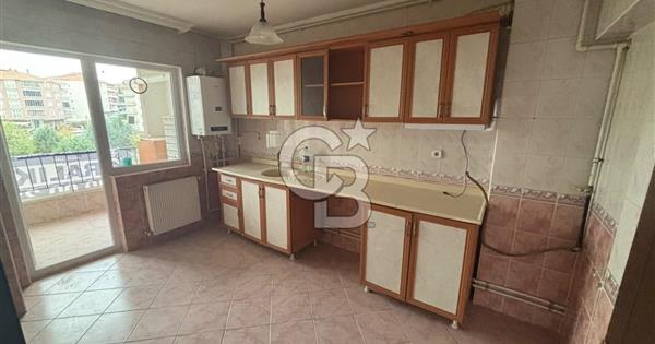 SİNCAN MERKEZİ LOKASYONDA CADDE ÜZERİ KİRALIK 3+1 DAİRE - 377757