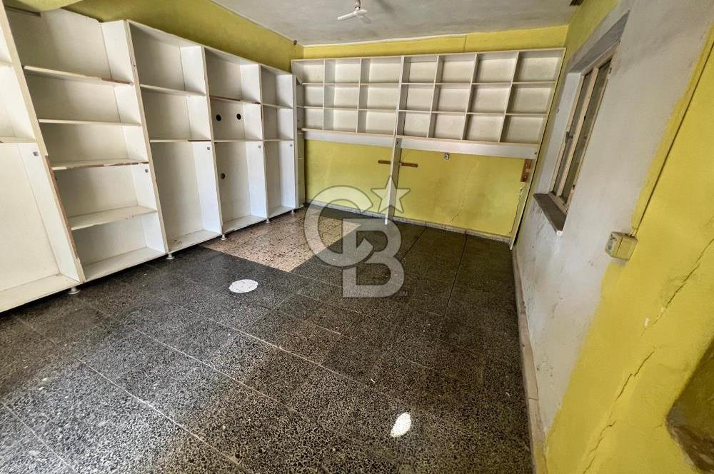 Foça Bağarası Hacıveli Mah. Ana Cadde Üzerinde Kiralık Dükkan