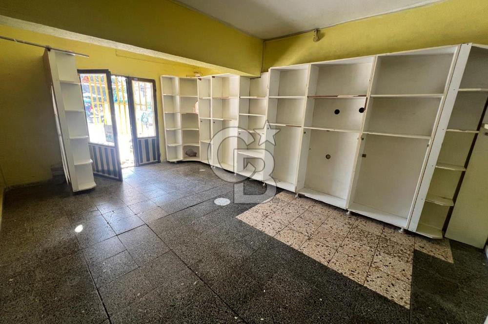 Foça Bağarası Hacıveli Mah. Ana Cadde Üzerinde Kiralık Dükkan