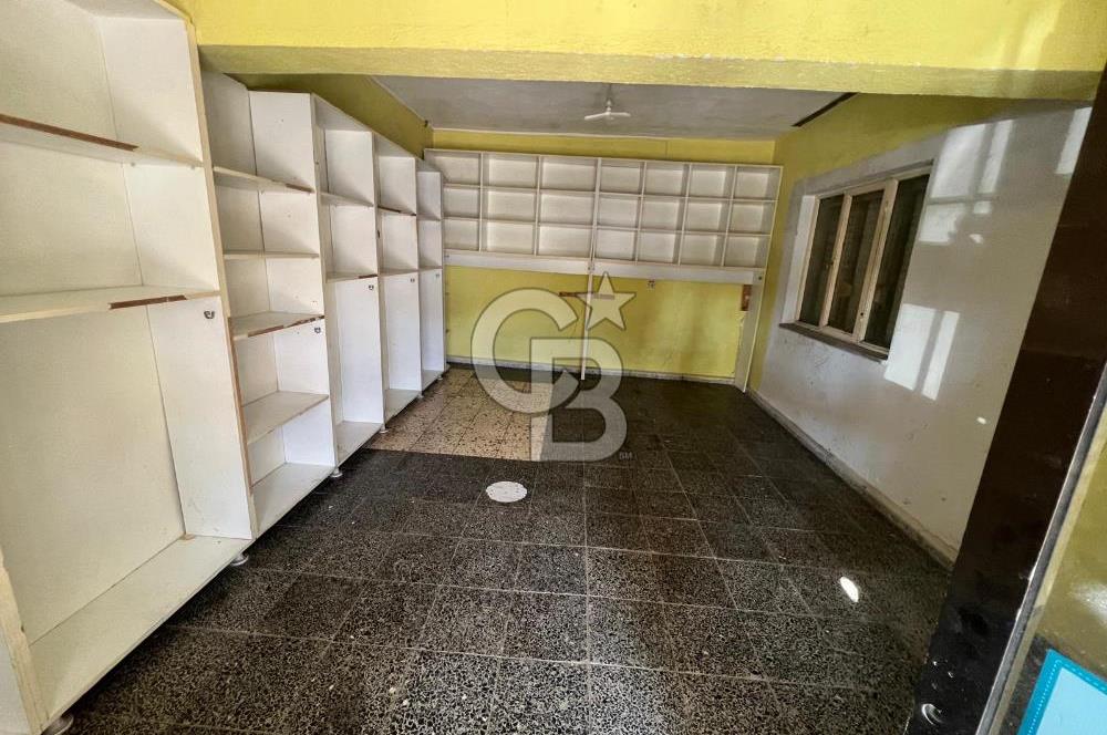Foça Bağarası Hacıveli Mah. Ana Cadde Üzerinde Kiralık Dükkan