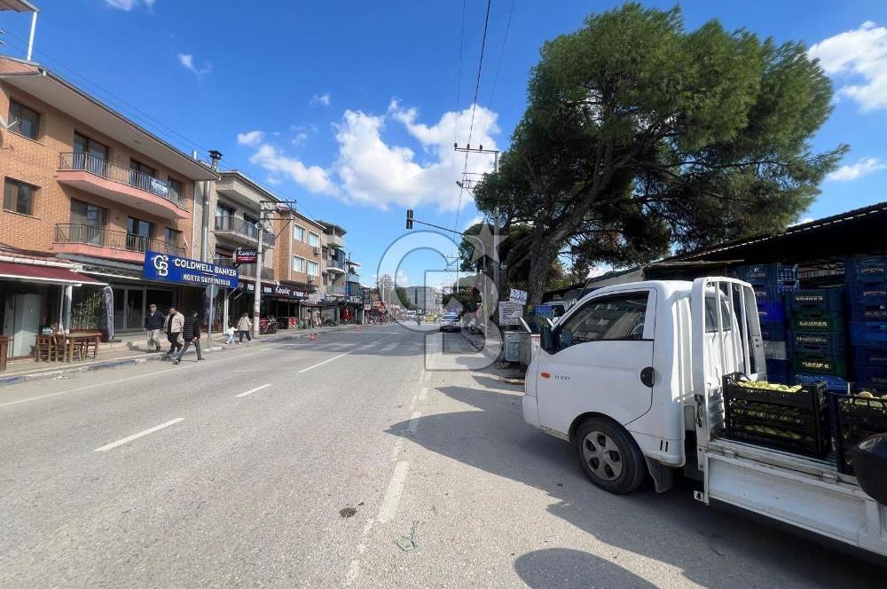 Foça Bağarası Hacıveli Mah. Ana Cadde Üzerinde Kiralık Dükkan