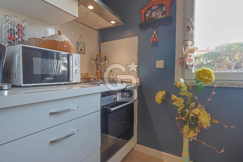 KÜÇÜKYALI SAHİL BANDINDA 1+1 SATILIK DAİRE