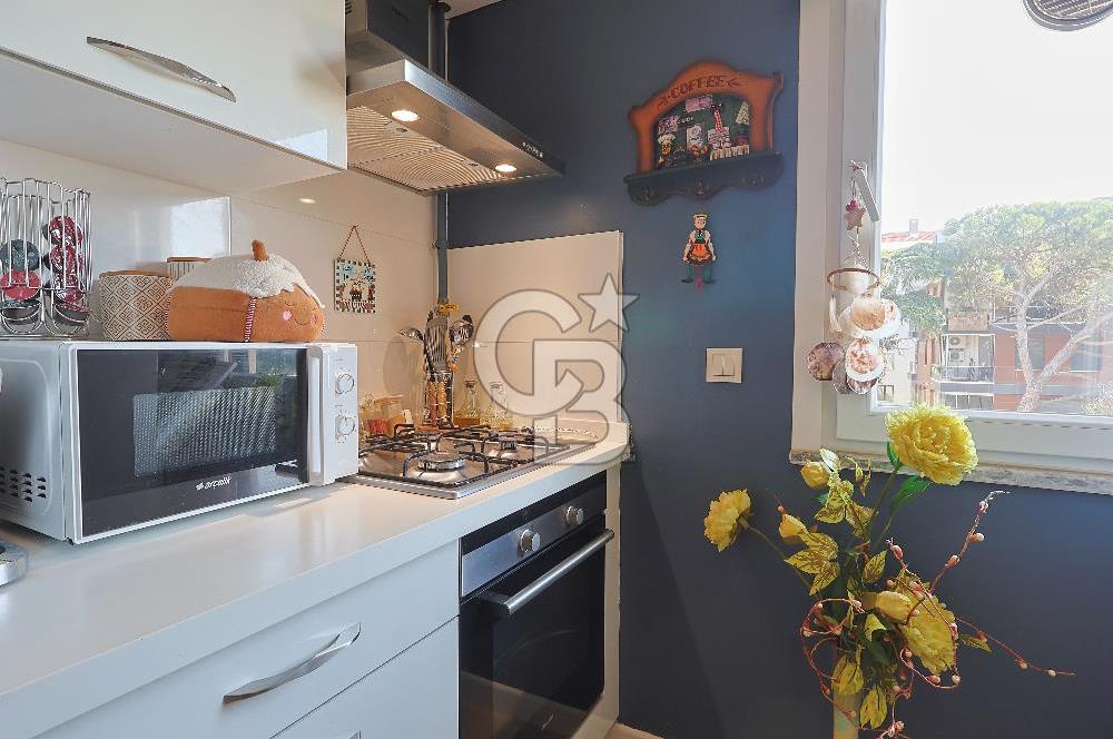 KÜÇÜKYALI SAHİL BANDINDA 1+1 SATILIK DAİRE