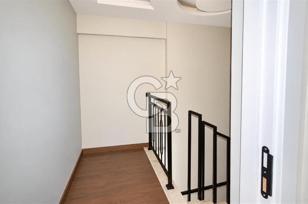 Acıbadem Kent Hastanesi Karşısında 155 m² 5+1 Dubleks Kiralık Ofis