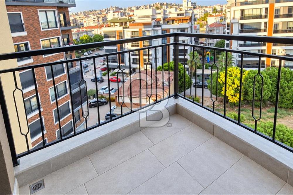 Acıbadem Kent Hastanesi Karşısında 155 m² 5+1 Dubleks Kiralık Ofis