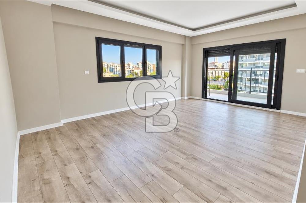 Acıbadem Kent Hastanesi Karşısında 155 m² 5+1 Dubleks Kiralık Ofis