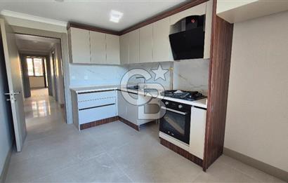 Petrol İş Mahallesinde Kapalı Otoparklı 3+1 Kiralık Daire