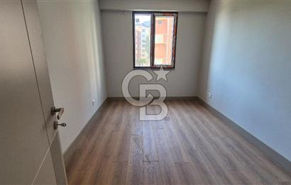 Petrol İş Mahallesinde Kapalı Otoparklı 3+1 Kiralık Daire