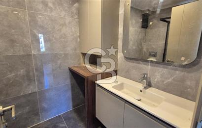 Petrol İş Mahallesinde Kapalı Otoparklı 3+1 Kiralık Daire