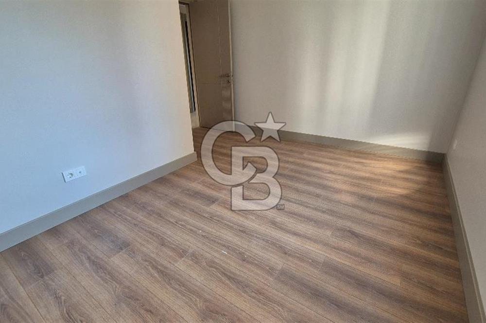 Petrol İş Mahallesinde Kapalı Otoparklı 3+1 Kiralık Daire