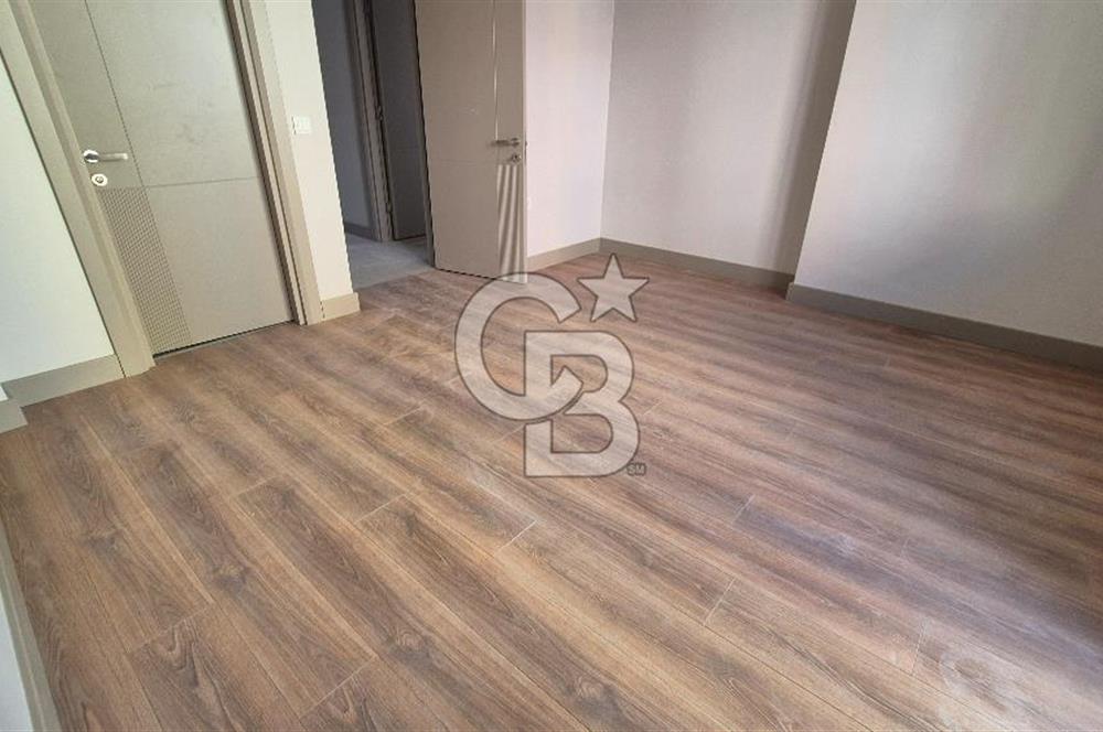 Petrol İş Mahallesinde Kapalı Otoparklı 3+1 Kiralık Daire