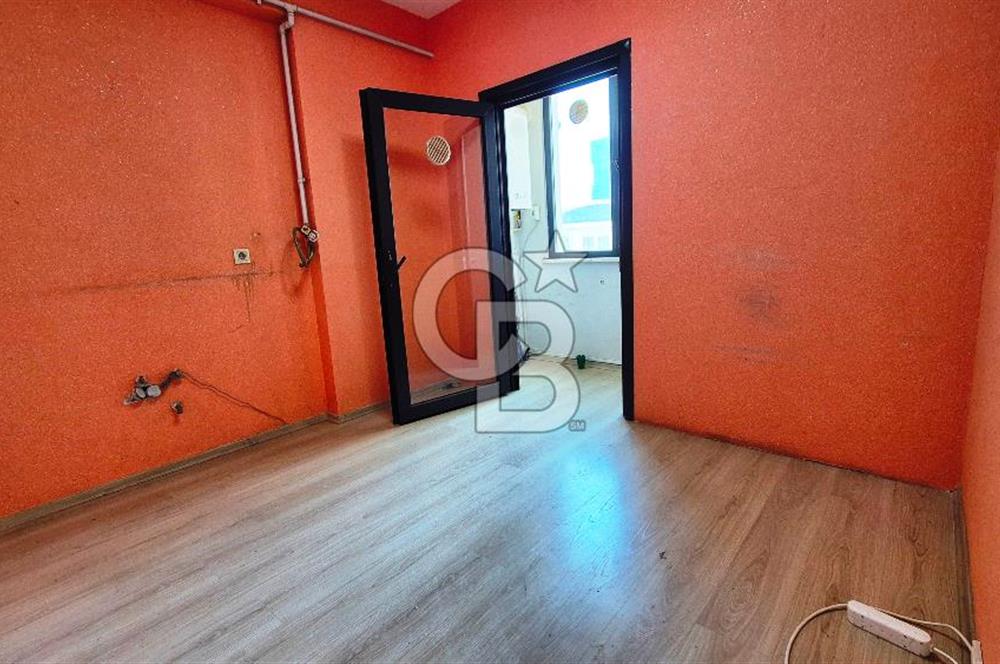 Esenkent Metro 'ya Yürüme Mesafesinde Kiralık Ofis 3+1