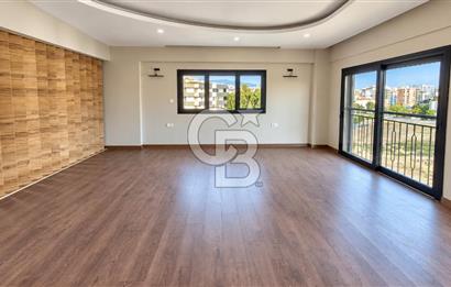 Acıbadem Kent Hastanesi Karşısında 155 m² 5+1 Dubleks Kiralık Ofis