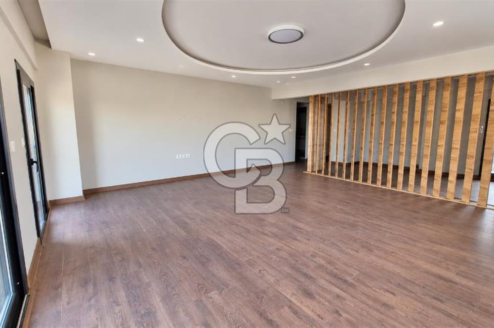 Acıbadem Kent Hastanesi Karşısında 155 m² 5+1 Dubleks Kiralık Ofis