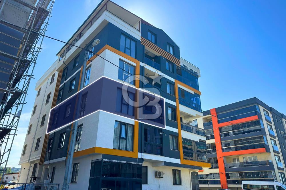 Çanakkale Lapseki'de Ayrı Mutfak,Balkonlu Yeni Binada 2+1 Daire