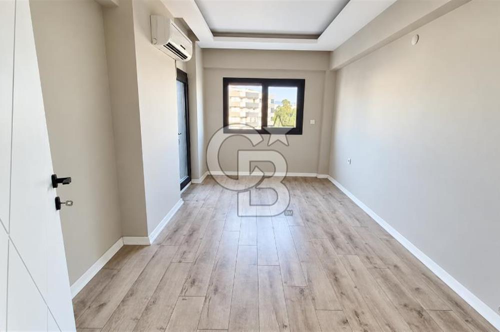Acıbadem Kent Hastanesi Karşısında 155 m² 5+1 Dubleks Kiralık Ofis