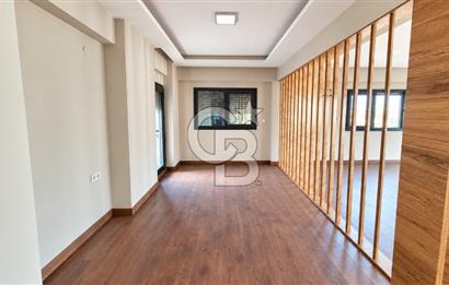 Acıbadem Kent Hastanesi Karşısında 155 m² 5+1 Dubleks Kiralık Ofis